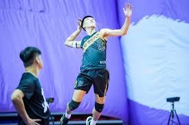 曼联，把选帅变成一部大片